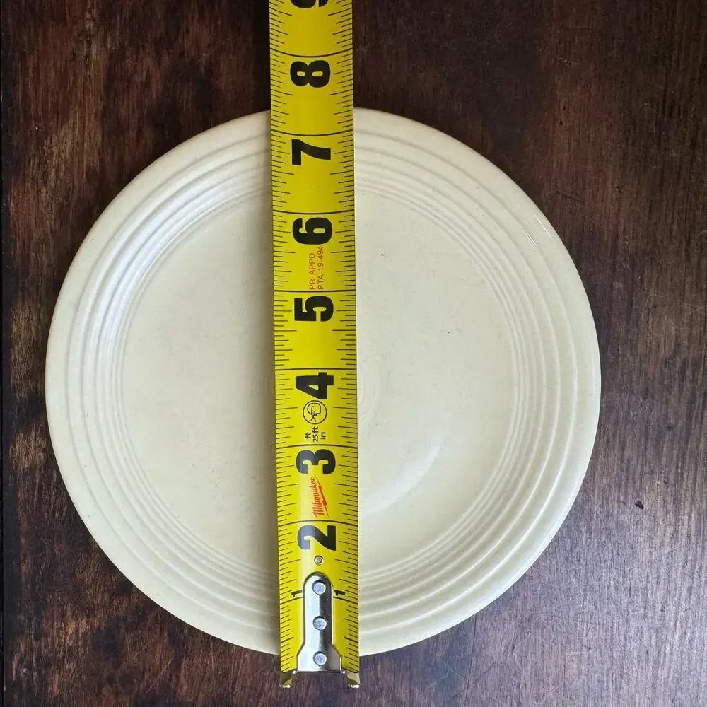Fiesta Fiestaware VINTAGE 1936-1951 Old‎ Ivory Set of 2 Saucer plates